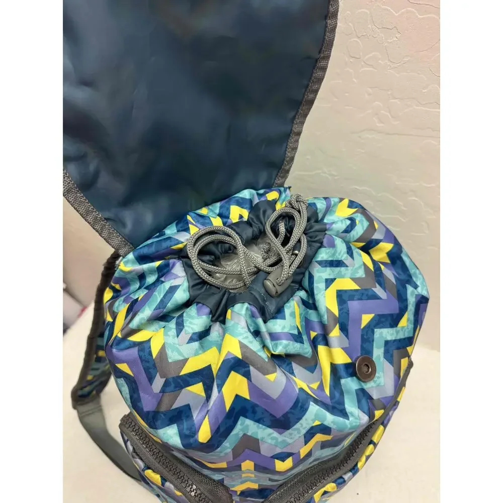 North Bend Multi-Color Chevron Pattern‎ Bucket Backpack
